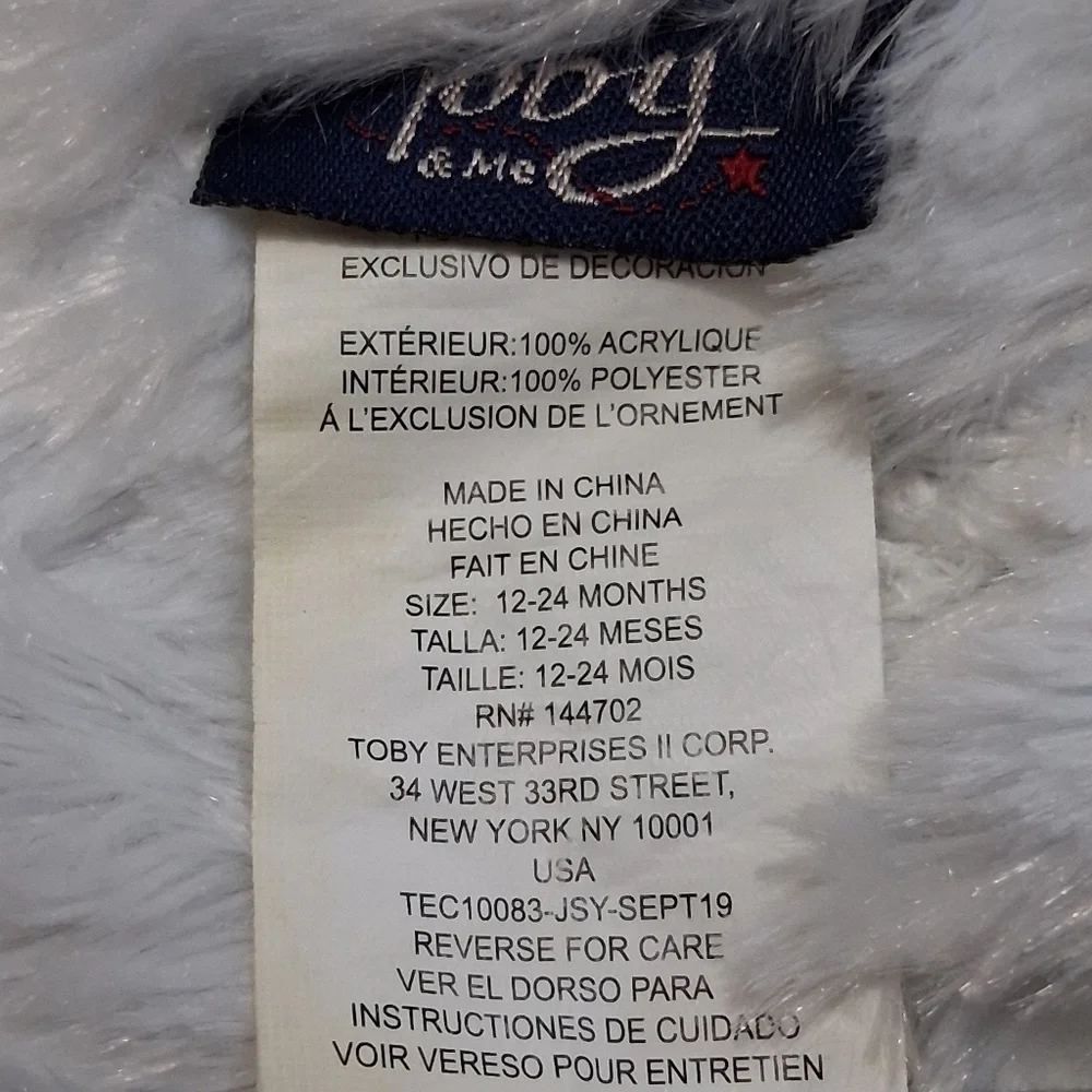 Toby & Me NWOT Polar Bear Hat   Size 12-24 Months